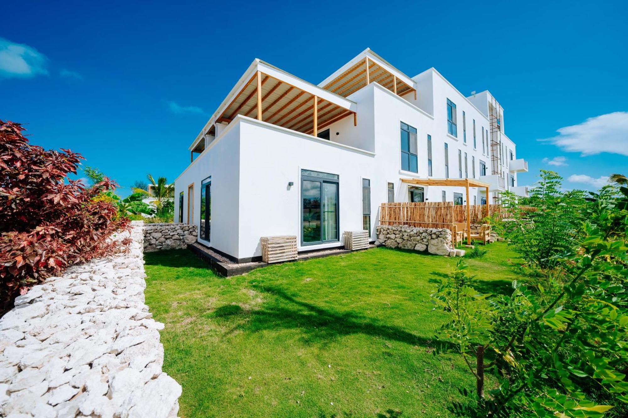 Rosy Garden 1 Bedroom Flat Apartment Paje